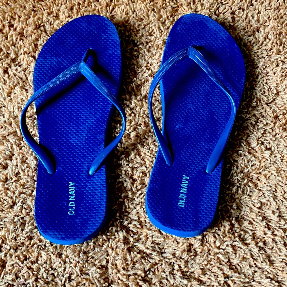 Blue Old Navy flip flops
